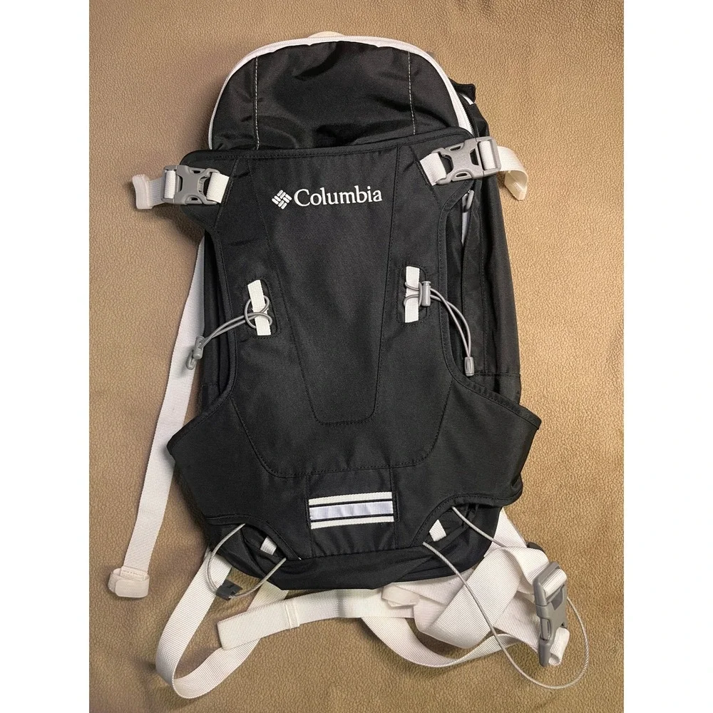 Columbia Bugaboo Ranger 11L Backpack Black White Technical Hiking Daypack